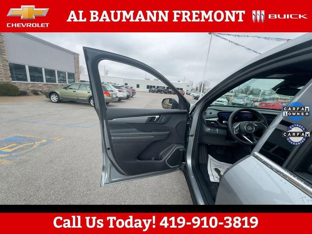 used 2025 Buick Enclave car, priced at $38,241