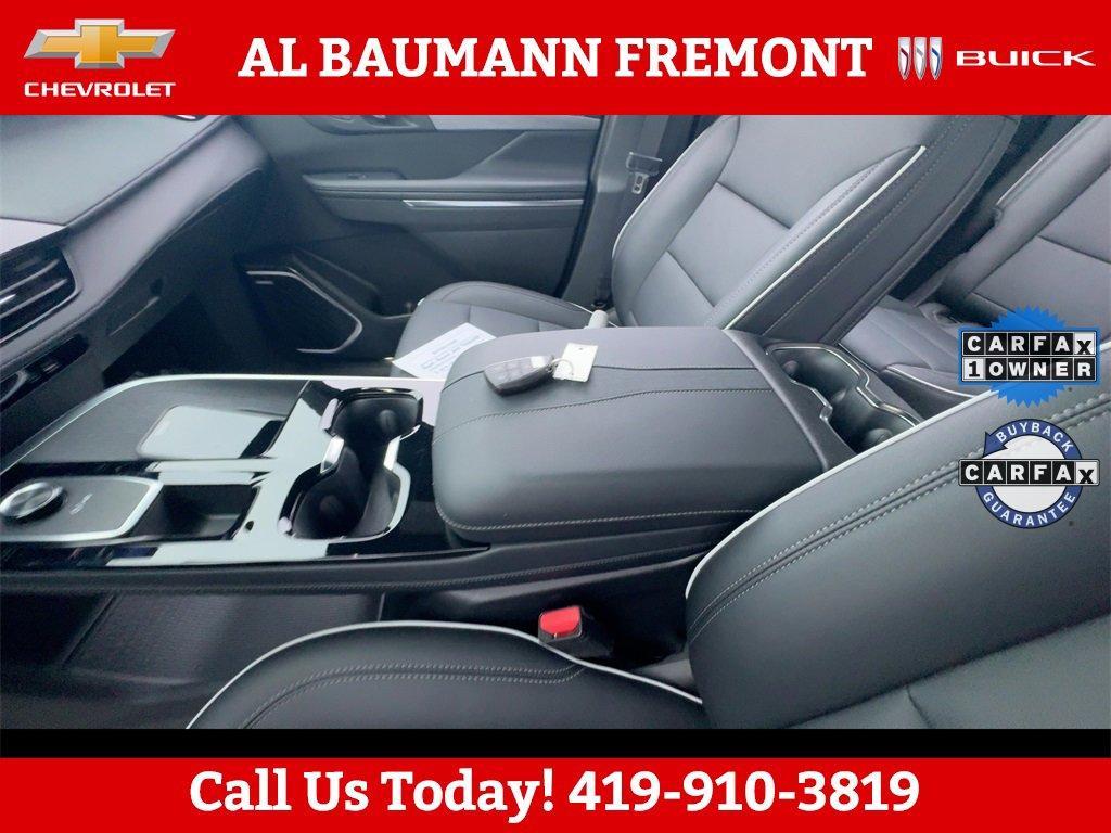 used 2025 Buick Enclave car, priced at $37,500