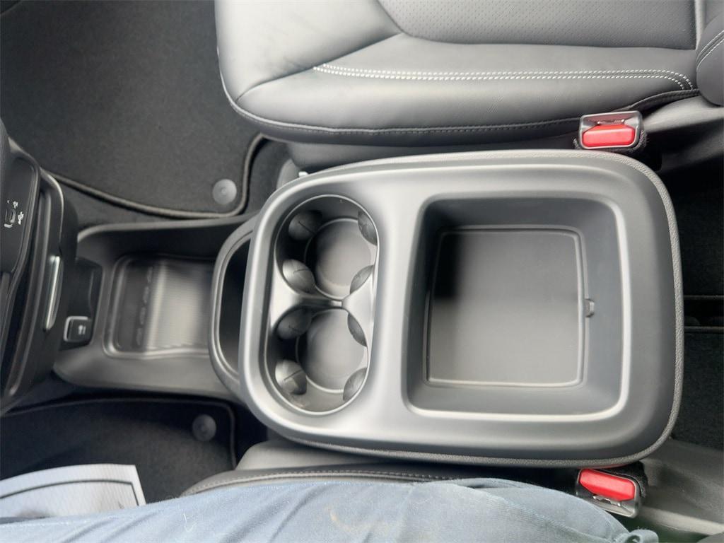 new 2026 Chrysler Pacifica car, priced at $46,665