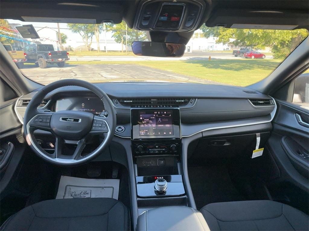 new 2025 Jeep Grand Cherokee L car, priced at $45,120