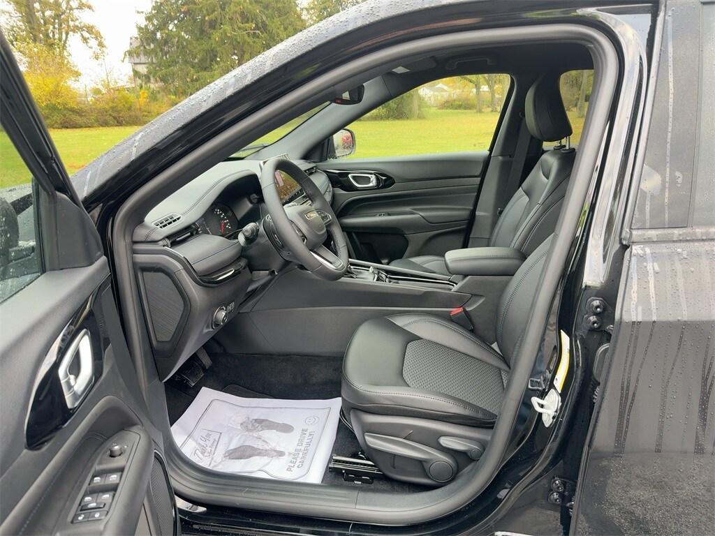 new 2026 Jeep Compass car, priced at $33,410