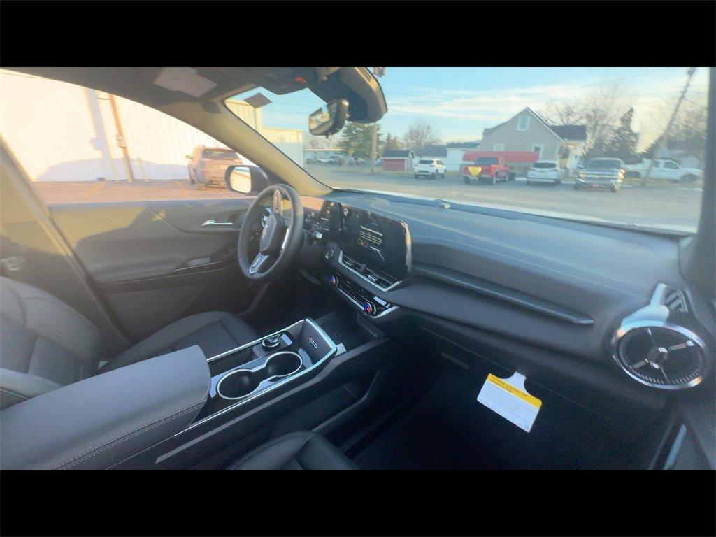 new 2026 Chevrolet Equinox car, priced at $36,345