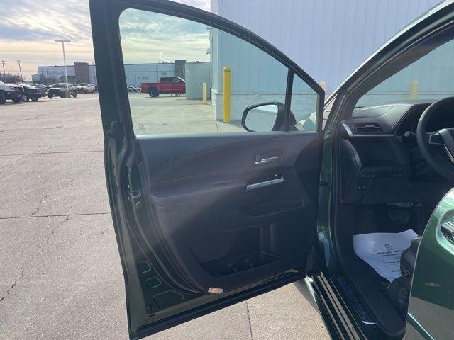 new 2026 Toyota Sienna car, priced at $54,125