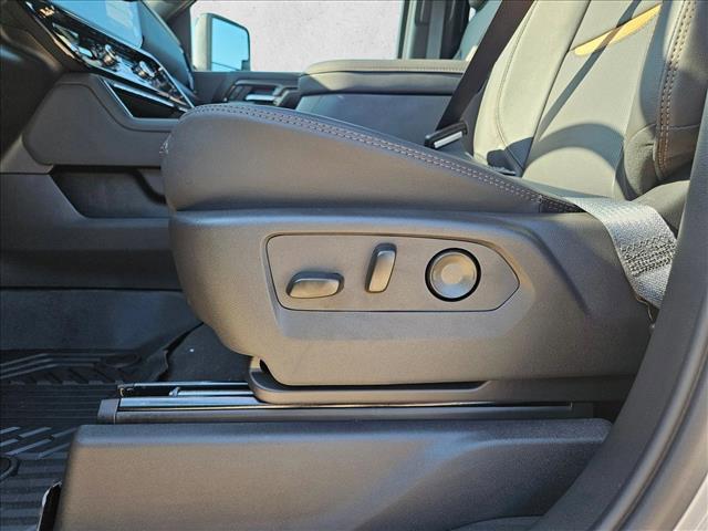 new 2026 GMC Sierra 2500 car, priced at $77,995