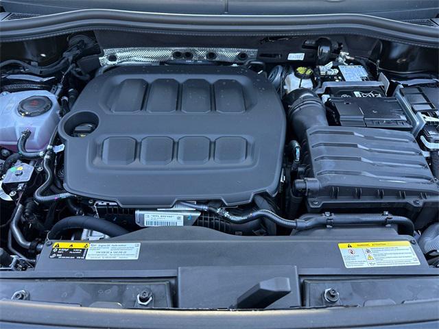 new 2025 Volkswagen Tiguan car, priced at $26,999