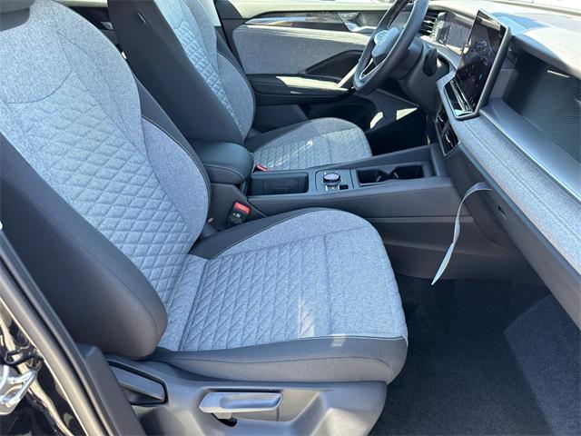 new 2025 Volkswagen Tiguan car, priced at $26,999