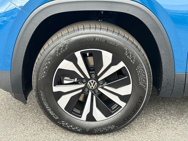 new 2026 Volkswagen Atlas car, priced at $36,536
