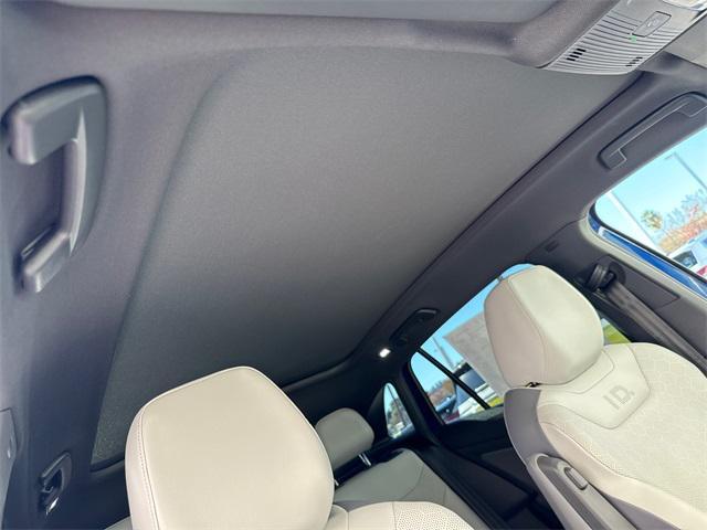 used 2022 Volkswagen ID.4 car, priced at $19,999