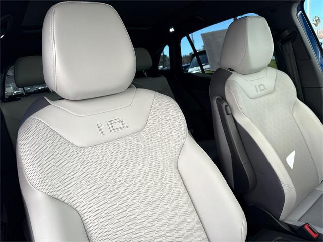 used 2022 Volkswagen ID.4 car, priced at $19,999