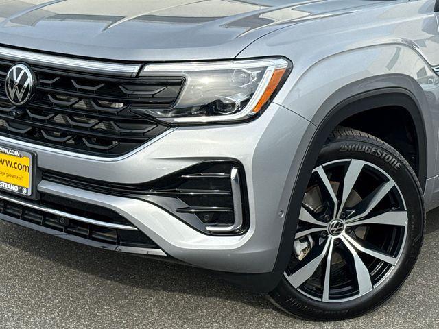 used 2025 Volkswagen Atlas car, priced at $42,931