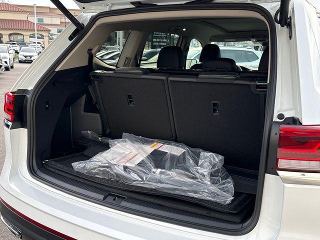 new 2026 Volkswagen Atlas car, priced at $43,145