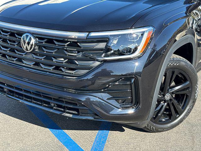 new 2026 Volkswagen Atlas Cross Sport car, priced at $48,962