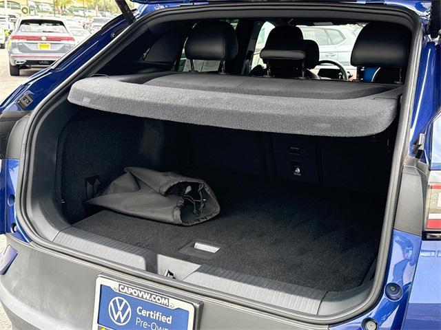 used 2022 Volkswagen ID.4 car, priced at $19,999