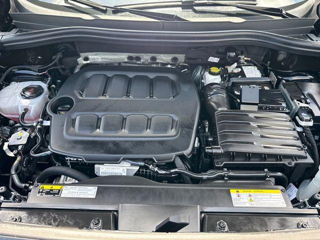 used 2025 Volkswagen Tiguan car, priced at $29,584