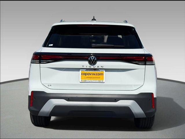 new 2026 Volkswagen Tiguan car, priced at $32,139