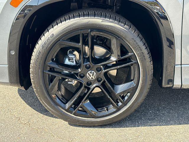 new 2026 Volkswagen Tiguan car, priced at $36,082