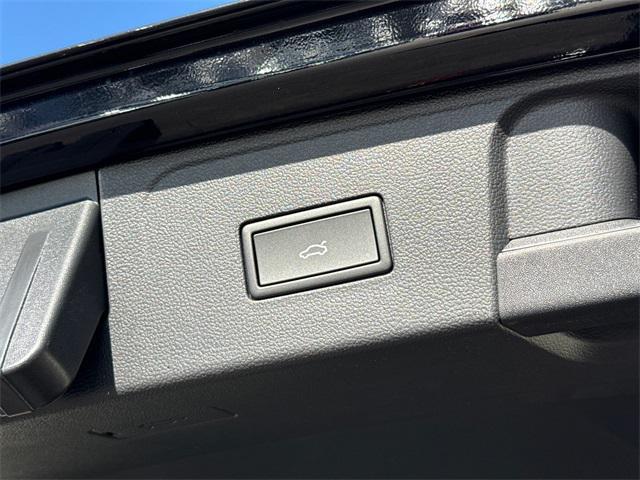 new 2026 Volkswagen Atlas car, priced at $52,814