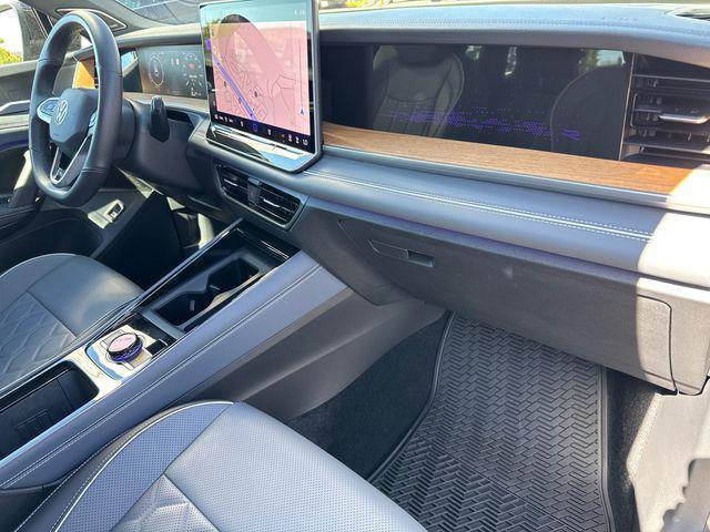 used 2025 Volkswagen Tiguan car, priced at $36,799