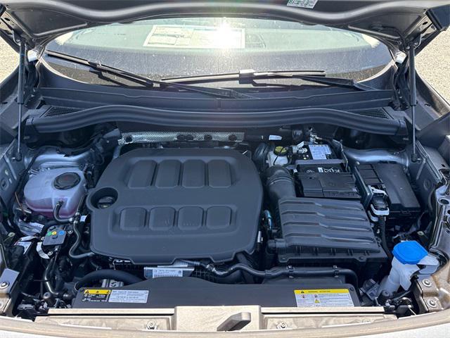 new 2025 Volkswagen Tiguan car, priced at $27,499