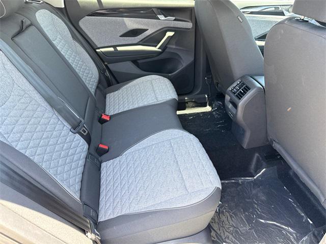 new 2025 Volkswagen Tiguan car, priced at $27,499