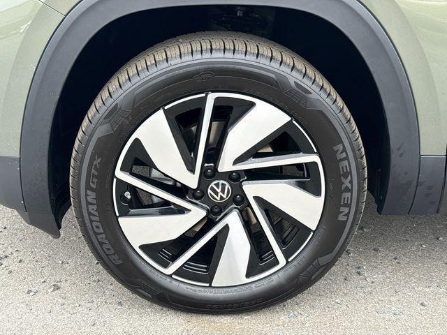 new 2026 Volkswagen Atlas car, priced at $44,417