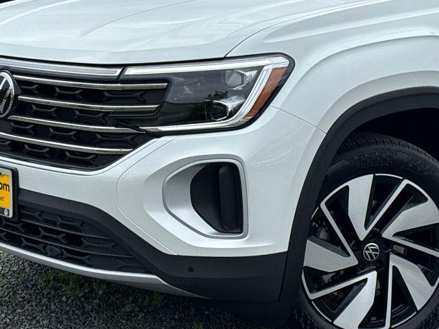 new 2026 Volkswagen Atlas car, priced at $42,878