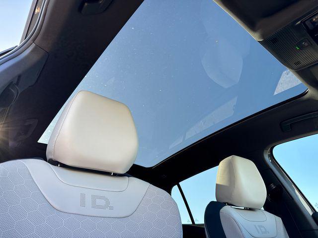 new 2026 Volkswagen ID.4 car, priced at $51,777