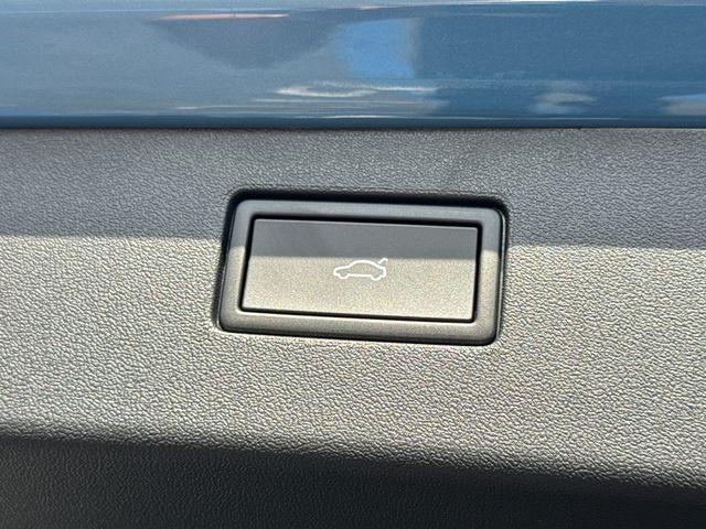 new 2026 Volkswagen Tiguan car, priced at $34,086