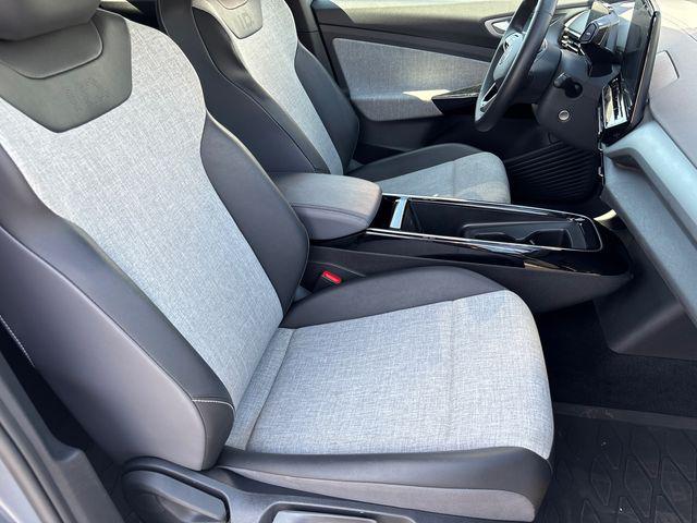 used 2024 Volkswagen ID.4 car, priced at $21,584