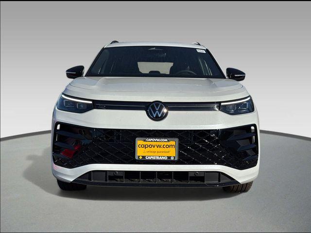 new 2026 Volkswagen Tiguan car, priced at $37,654