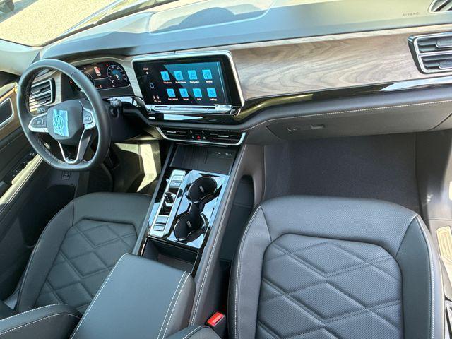 new 2026 Volkswagen Atlas car, priced at $43,482