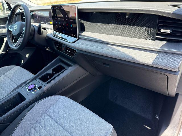 new 2025 Volkswagen Tiguan car, priced at $26,799