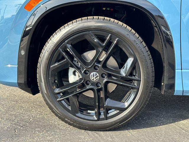 new 2026 Volkswagen Tiguan car, priced at $36,479