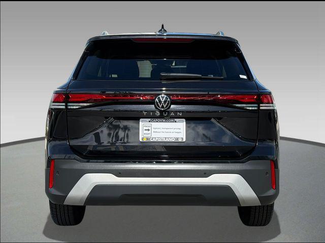 used 2025 Volkswagen Tiguan car, priced at $24,860