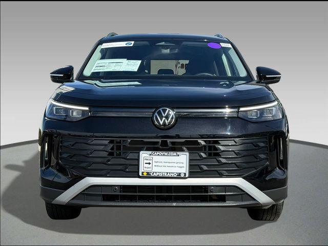 used 2025 Volkswagen Tiguan car, priced at $24,860