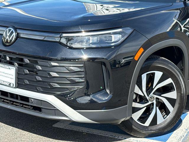 used 2025 Volkswagen Tiguan car, priced at $24,860