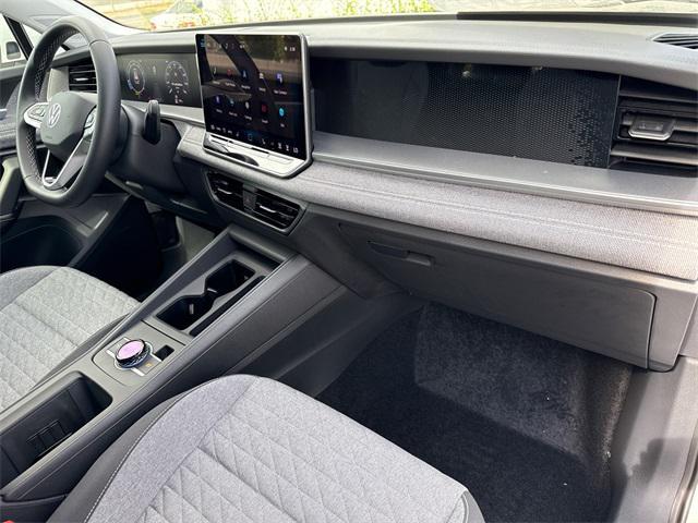 new 2025 Volkswagen Tiguan car, priced at $27,999