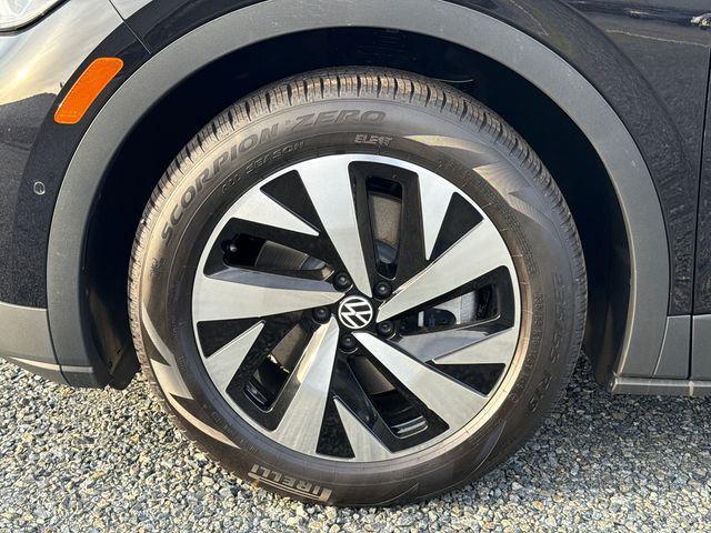 new 2026 Volkswagen ID.4 car, priced at $42,223