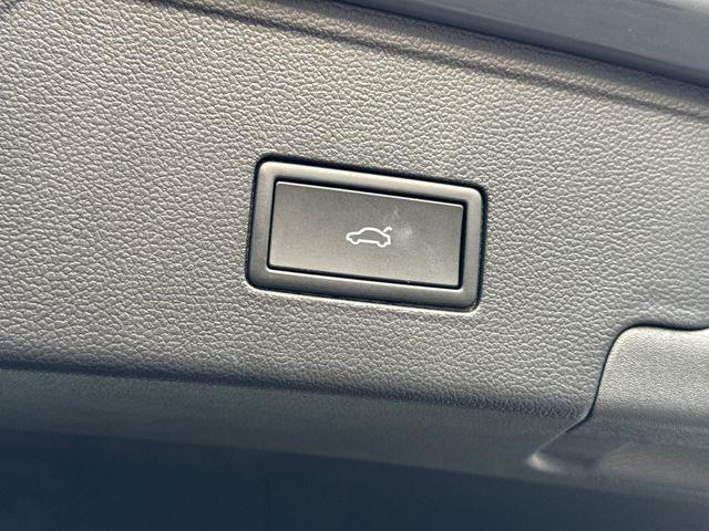 new 2026 Volkswagen Atlas Cross Sport car, priced at $51,262