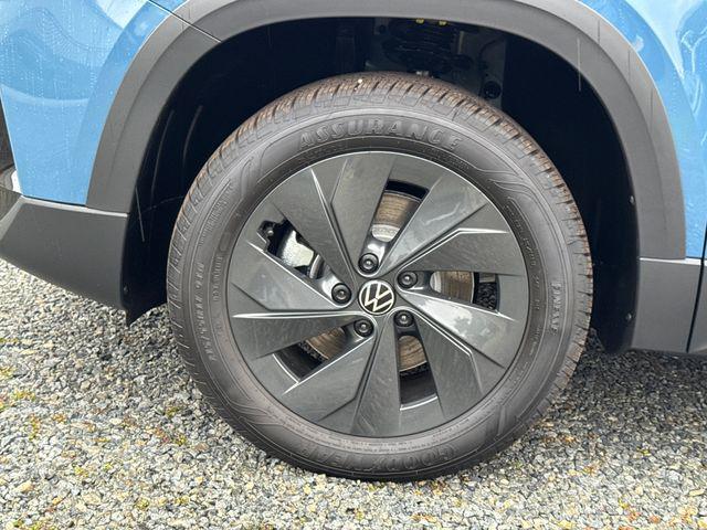 new 2026 Volkswagen Taos car, priced at $27,177