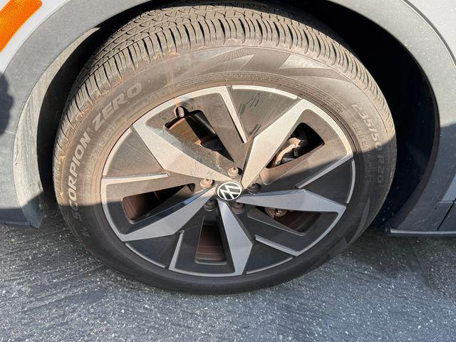 used 2023 Volkswagen ID.4 car, priced at $25,499