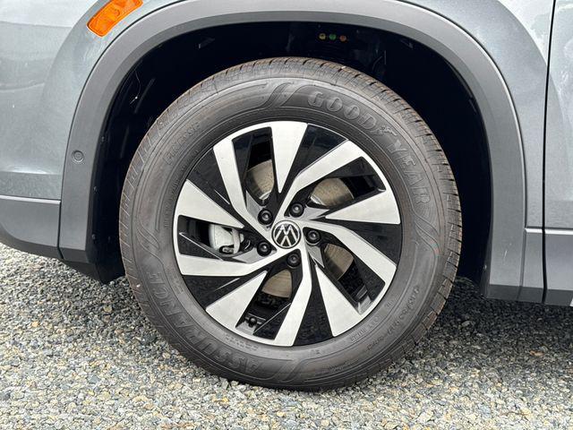 new 2026 Volkswagen Tiguan car, priced at $30,598