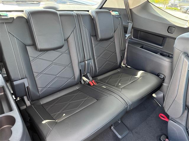 new 2026 Volkswagen Atlas car, priced at $43,115