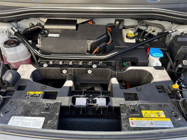 used 2022 Volkswagen ID.4 car, priced at $19,899