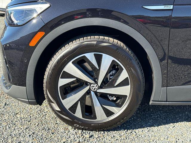 new 2026 Volkswagen ID.4 car, priced at $37,723