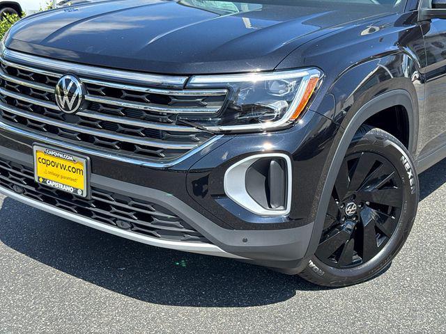 new 2026 Volkswagen Atlas car, priced at $42,720