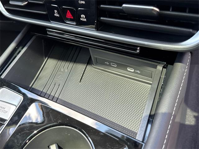 new 2026 Volkswagen Atlas car, priced at $43,220