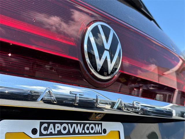 new 2026 Volkswagen Atlas car, priced at $43,220