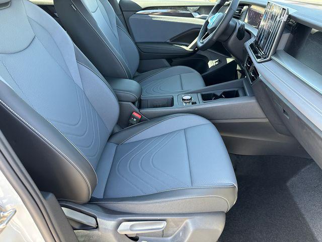 new 2026 Volkswagen Tiguan car, priced at $38,082