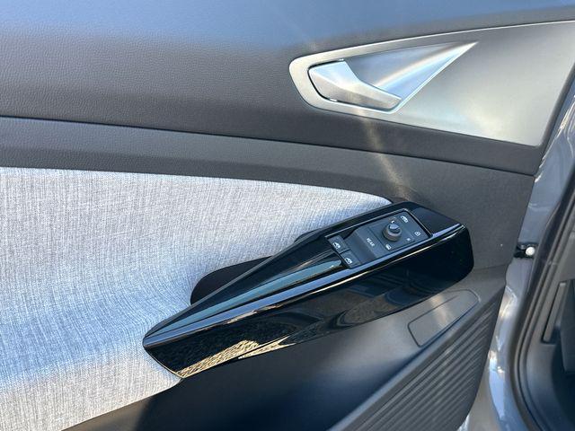 new 2026 Volkswagen ID.4 car, priced at $42,467